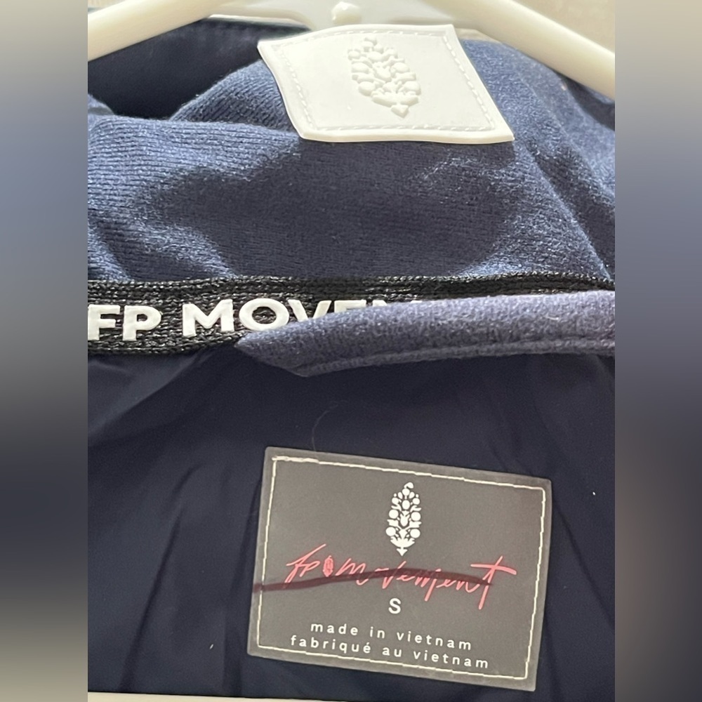 NEW FP free people movement all prepped short parka jacket navy blue NWOT - Picture 11 of 11